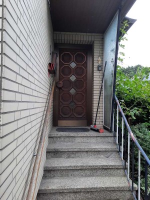 Siedlungshaus ! Hell und freundlich ! Sackgasse ! Großes Eigentumsgrundstück