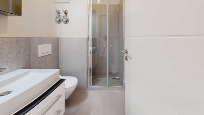 Top! 4,5 Zimmer im 1.OG mit Balkon! Erstbezug nach liebevoller Renovierung!