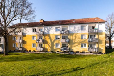 FRISCH renovierte 3-Zimmer im Erdgeschoss mit Dusche!