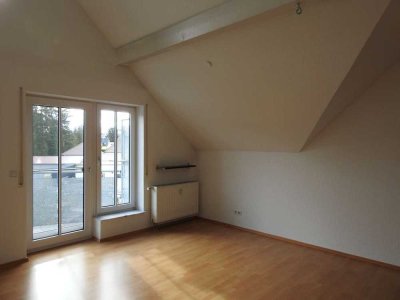 Charmante 2-Zimmer-Maisonette-Wohnung mit Einbauküche, Balkon und TG-Stellplatz in Bad Buchau