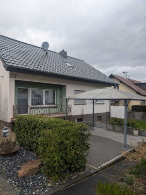 6-Zimmer -Einfamilienhaus in Kappelrodeck-Waldulm ab 1.06. zu vermieten.