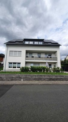 Schöne gemütliche  4 Zimmer Wohnung sucht nette Nachmieter