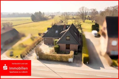Zweifamilienhaus in Feldrandlage in Groß Steinrade