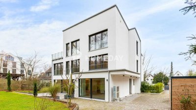 Moderne DHH mit separatem Garten und Dachterrasse in begehrter Villenlage von Darmstadt