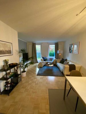 Neuwertige Wohnung mit großem Garten direkt am Stadtwald! Bezugsfrei!