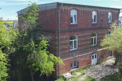 MFH mit Potenzial für 6 Wohneinheiten in Greifswalds Vorstadt - Erbbaurecht