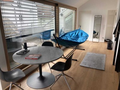 Stilvolle 2-Zi DG-Loft-Wohnung mit gehobener Innenausstattung mit EBK in München Au