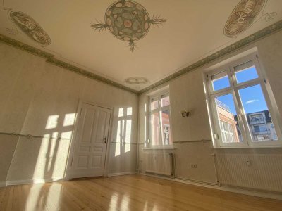 Stilvoll und mit Charme! Ruhig gelegene 2-R-WHG im Herzen der Stadt mit Gartenromantik