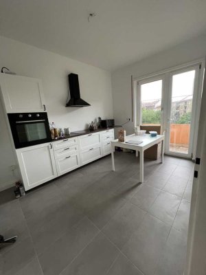 *WG geeignet* - Großzügige 2-Zimmer Wohnung mit Balkon in Zentraler Lage der Schwetzingerstadt