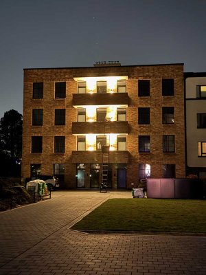 Bezugsfertig! - NEUBAU-LOFT - 4 Zimmer - Klinker, Sprossenfenster, Kamin - Endetage