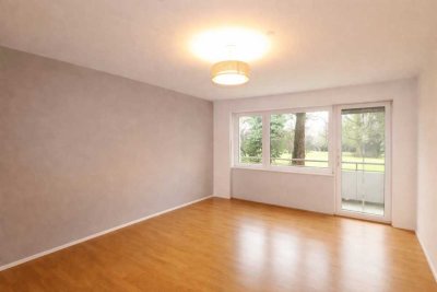 Bezugsfrei - Gepflegte 2-Zimmer-Wohnung im Hochparterre mit Balkon! Erbbaurecht bis 2067!