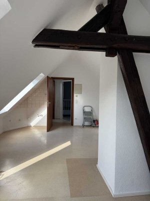 OFFENE BESICHTIGUNG SO 29.03. UM 13:00 UHR +++KLEINES NEST IN DER ALTSTADT
MINI DACHGESCHOSS+++