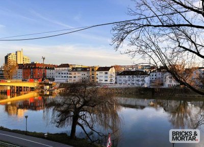 4-Zimmer, Donau-Blick! Charmant, sanierungsbedürftig und voller Möglichkeiten!