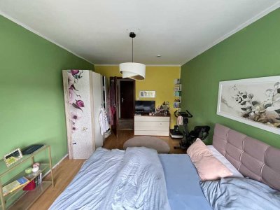 FAMILIENWOHNUNG MIT 4 ZI UND GROßEM GARTEN - IN ANGERMUND