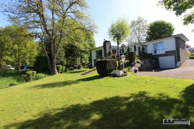 Wohnen und Leben – mit Weitblick ins Grüne!   WWW.IMMOBILIEN-WIETHOFF.COM