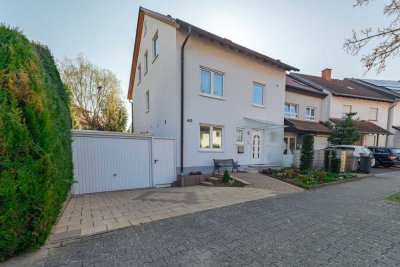 Familienparadies am Spinelli-Park – Großzügiges Reiheneckhaus mit Garten und überdachter Terrasse