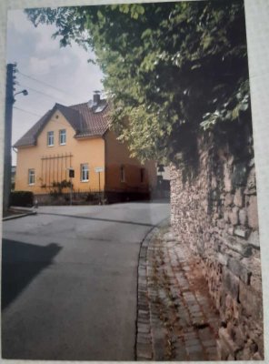 Seltene Gelegenheit: Freistehendes Haus mit 2 Wohnungen in Neustadt an der Orla