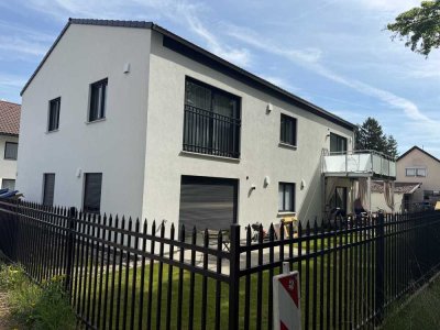5- Zi-Neubau in ruhiger Lage von Straubing  -auch an WG- zu vermieten