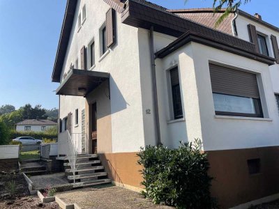 Attraktive 4-Zimmer-DG-Wohnung mit Balkon in Butzbach am Schrenzer