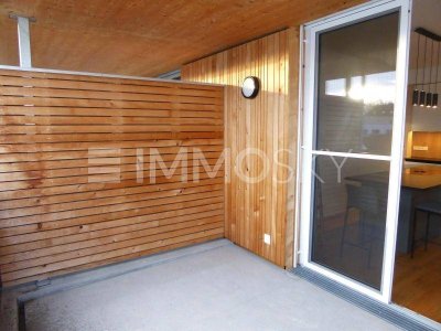 TOP AUSGESTATTETE DACHGESCHOSSWOHNUNG MIT SONNIGEM BALKON U.V.M