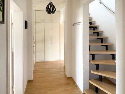 Charmante Maisonettewohnung mit Dachterrasse und Fernblick in begehrter Lage am Friesenpark