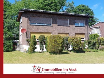 ***Neu im Angebot*** Einfamilienhaus mit Einliegerwohnung, Balkon, Terrasse und Garten