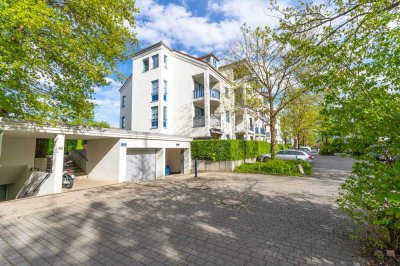 *RESERVIERT* City-Nähe und ruhig:  Charmante Terrassen-Wohnung mit kleinem Garten + Hobbyraum im UG