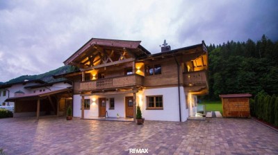 Wohnen im Grünen: Landhaus mit Einliegerwohnung