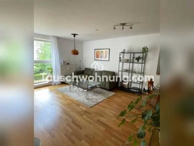 Tauschwohnung: Wohnung mit Fensterfront und Balkon