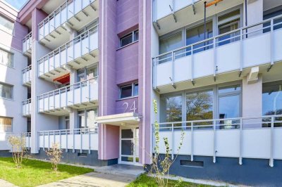 Selber machen und Miete sparen! Gut geschnittene Familienwohnung für Kurzentschlossene