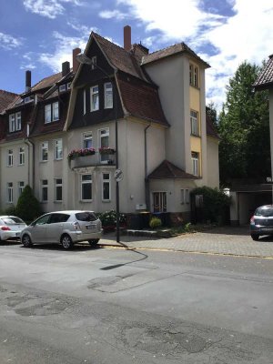 Hier macht wohnen Spaß: ideale 2-Zi.-Wohnung mit Ausblick ab 01.06.21 frei