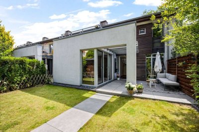 Oben Sonne, unten Grün - Stadthaus mit Dachterrasse & Garten