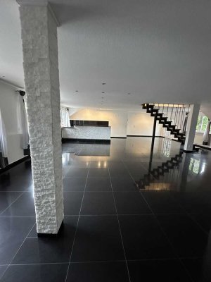 Großzügige Maisonette mit Loft-Charakter | Galerie, Kamin & separates Apartment