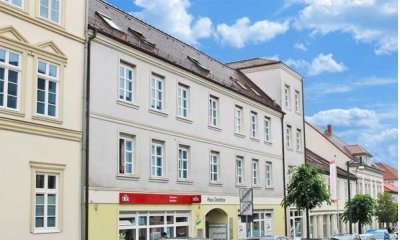 Großzügige barrierefreie 1-Zimmerwohnung direkt am Marktplatz!