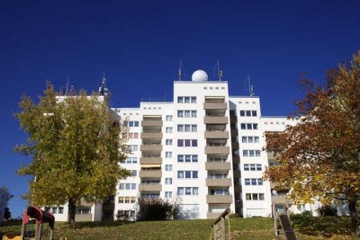 Top modernisierte 3 ZKB mit Balkon in ruhiger Lage!