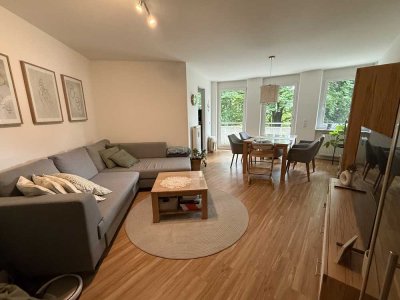 Schöne, geräumige und ruhige zwei Zimmer Wohnung (teilmöbliert) in München, Sendling-Westpark