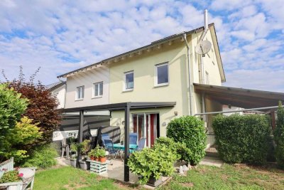 Geräumige Doppelhaushälfte in Steinen Höllstein mit 6 Zimmern in ruhiger Wohnlage