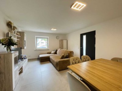 Stilvolle, modernisierte 3-Raum-Wohnung im Erdgeschoss