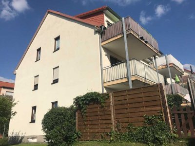 Sonnige 2-Raumwohnung mit großem Balkon und Stellplatz zum 01.06.2025 zu vermieten