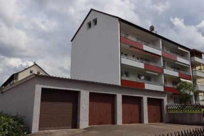 Lichtdurchflutet & modern – Komfortables Wohnen in Donzdorf mit Balkon & Garage, Teilsaniert!