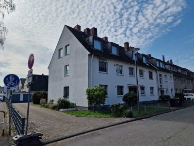 3 Zimmer Dachgeschoss in Zentraler Lage von Köln-Brück