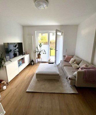 Sehr schöne 2-Zimmer-Wohnung mit Terrasse und Garten in Essen-Schönebeck