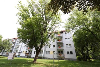 EIGENNUTZER ab 01.09.2026 - SUPER 4-Raum-Wohnung mit Balkon in Siegmar