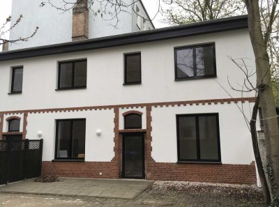 Wohntraum Remise ! 3-Zimmer-Wohnung mit großer Wohnküche (37 m2)