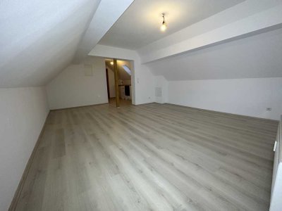 Gemütliche 2-Zimmer-Dachgeschosswohnung in Maikammer