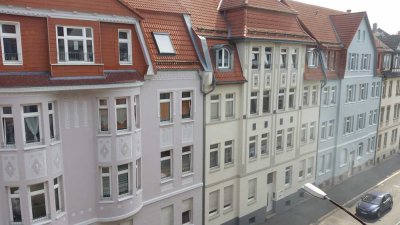 3 ZKB im DG in Nordhausen mit neuer Einbauküche, Balkon und Stellplatz zu vermieten !