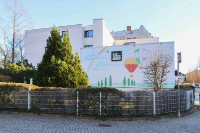 Wird bezugsfrei! 3-Zimmer-Wohnung mit Balkon und Tiefgarage im Herzen von Berlin Zehlendorf