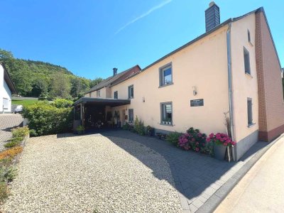 Ihre Wohlfühloase in Randlage von Schweich mit großem Garten!