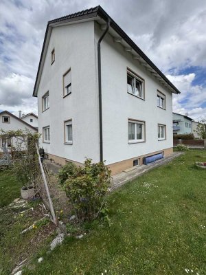 Zweifamilienhaus in ruhiger Lage
