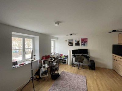 1-Zimmer Möbliert Wohnung mit Badezimmer in Altstadt an der Donau